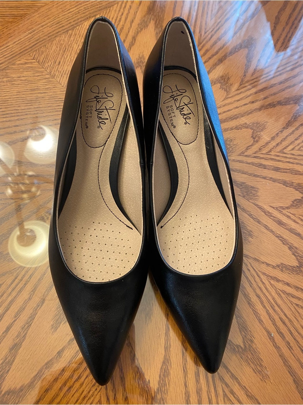 Lifestride Black Pointed Toe Pumps